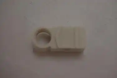 573360
